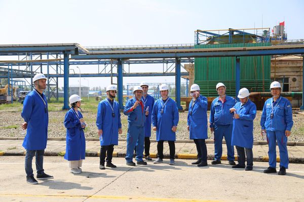 Գնել Սանոսյանը Չինաստանի«Շանսի-Նաիրիտ» հայ–չինական համատեղ ձեռնարկություն - Sputnik Արմենիա