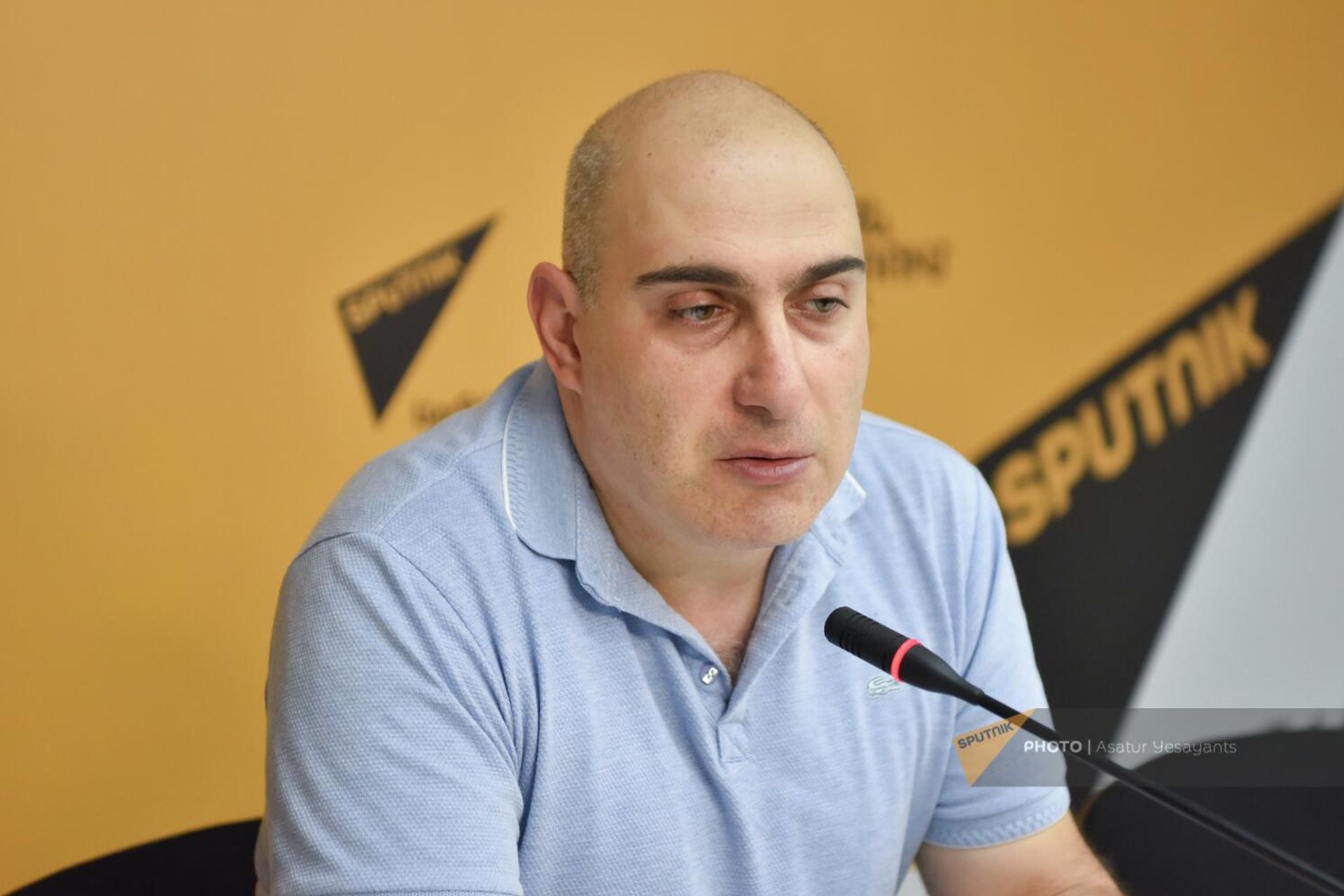 Пресс-конференция президента Ассоциации официальных представителей автопроизводителей Артема Петросяна (11 августа 2023). Еревaн - Sputnik Արմենիա, 1920, 08.09.2023