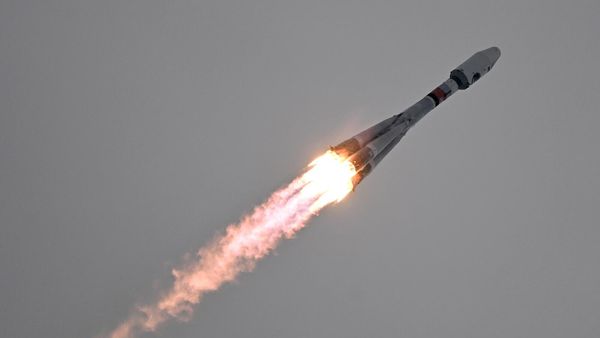 Запуск ракеты-носителя Союз-2.1б с разгонным блоком Фрегат и автоматической станцией Луна-25 с космодрома Восточный (11 августа 2023). Амурская область - Sputnik Армения