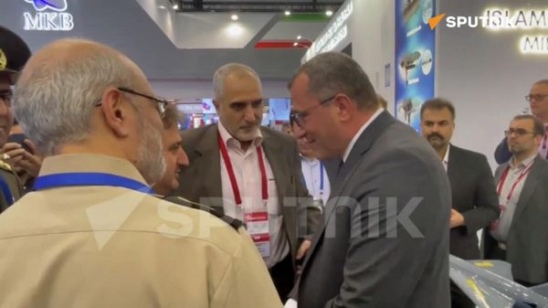 ՀՀ պաշտպանության փոխնախարարը ՌԴ–ում այցելել է «Բանակ-2023» համաժողովի իրանական տաղավար - Sputnik Արմենիա