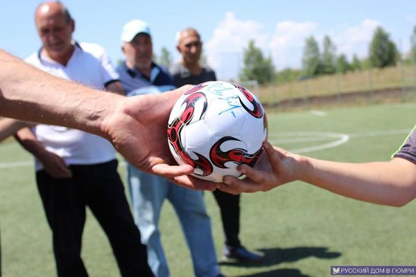 Финальный матч отборочного этапа турнира Россотрудничества на приз Романа Березовского в Лорийской области (19.08.2023) - Sputnik Армения