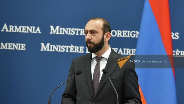 Пресс-конференция министров иностранных дел Армении и Бельгии Арарата Мирзояна и Хайжи Лахбиб по итогам встречи (22 августа 2023). Еревaн - Sputnik Армения