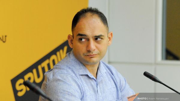 Агаси Тавагян на пресс-конференции на тему Итоги 1-го полугодия экономики Армении в контексте членства в ЕАЭС (22 августа 2023). Еревaн - Sputnik Армения