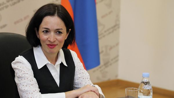 Министр ОНКС Жанна Андреасян приняла спортсменов, успешно выступивших и завоевавших медали на II Международных играх СНГ и IX Международных играх Франкофонии (23 августа 2023). Ереван - Sputnik Армения