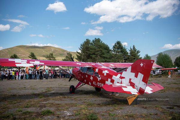 На авиашоу Air Fest приехали участники из разных стран - Sputnik Армения