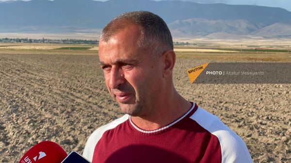 Глава общины Сотк Акоб Аветян - Sputnik Армения