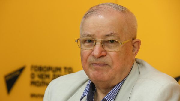 Виктор Кривопусков во время видеомоста Москвa-Еревaн Общество армяно-российской дружбы: цели создания, необходимость сотрудничества (6 сентября 2023). Москвa - Sputnik Армения