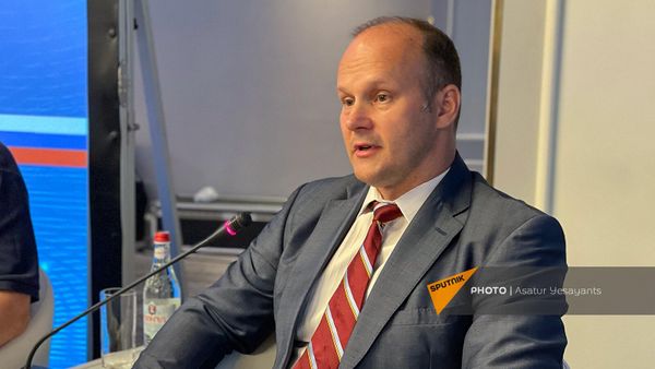 Андрей Настасьин на российско-армяном медиафоруме (8 сентября 2023). Еревaн - Sputnik Армения