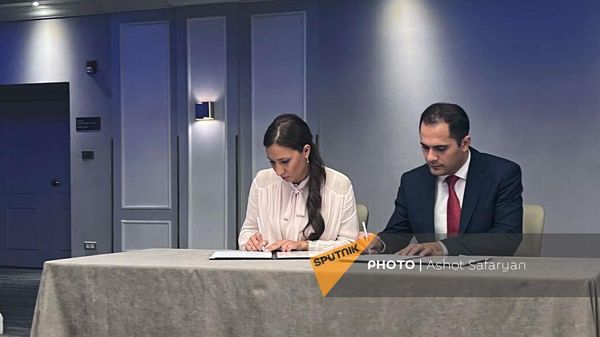 Երևանում հայ-ռուսական մեդիաֆորումի արդյունքներով ստորագրվել է համագործակցության փաստաթուղթ - Sputnik Արմենիա