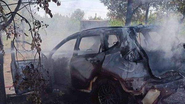 Այրված ավտոմեքենան - Sputnik Արմենիա