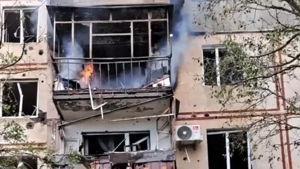 1 человек погиб, 12 получили ранения в результате удара ВСУ по Новой Каховке - Sputnik Армения