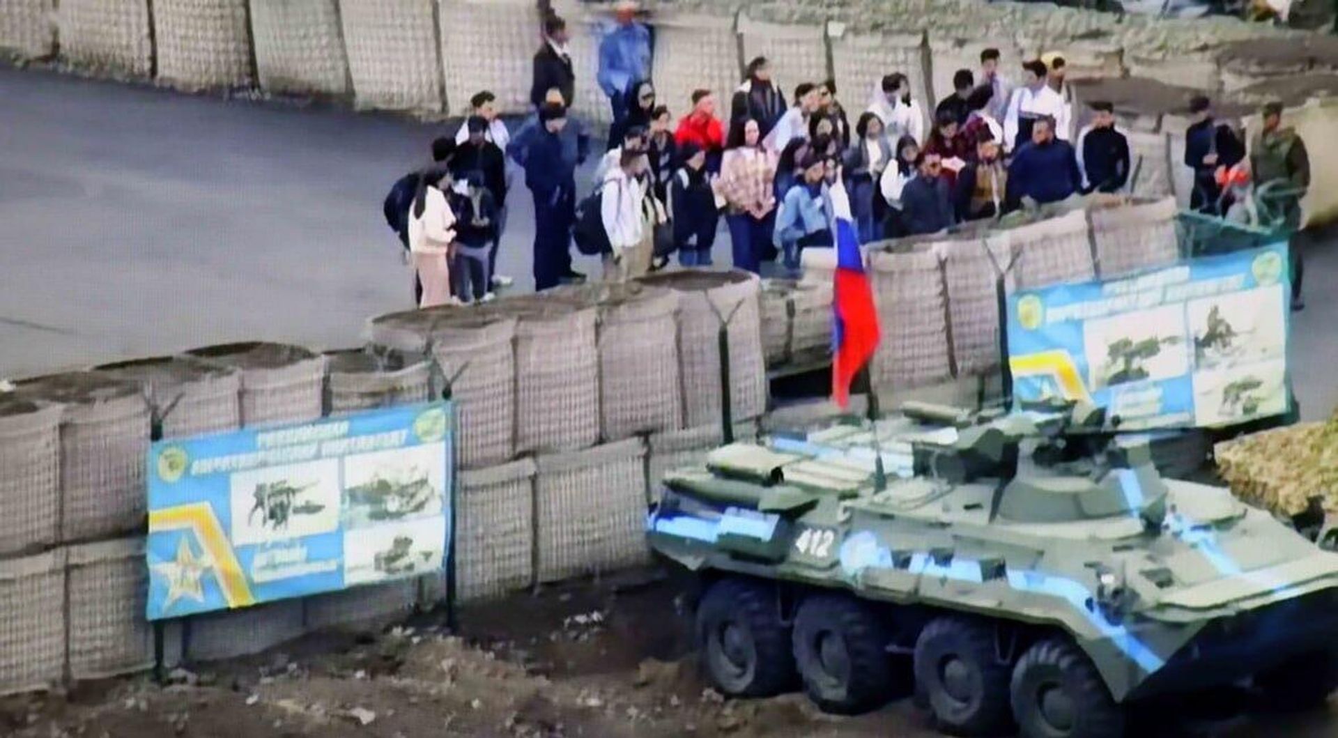 Российские миротворцы 16 сентября вывезли 80 человек в Армению через Лачинский коридор - Sputnik Արմենիա, 1920, 16.09.2023
