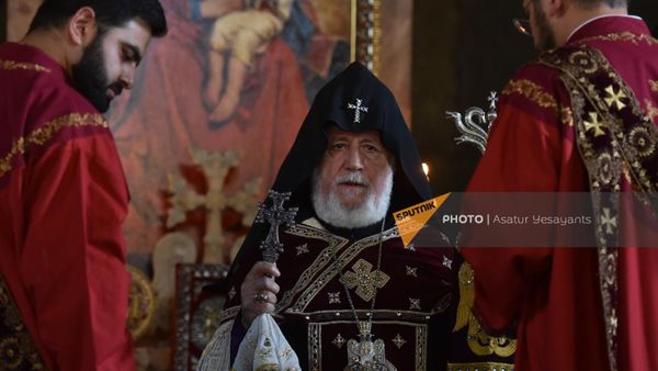 Гарегин Второй провел молебен в поддержку Нагорного Карабаха (21 сентября 2023). Эчмиадзин - Sputnik Армения
