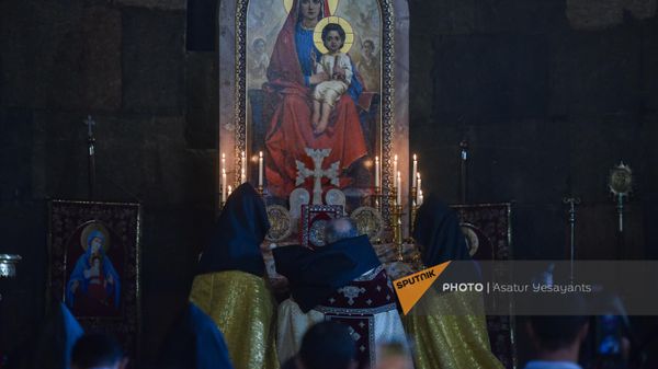 Гарегин Второй провел молебен в поддержку Нагорного Карабаха (21 сентября 2023). Эчмиадзин - Sputnik Армения