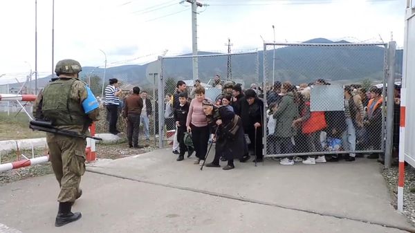 Արցախից տեղահանվածները - Sputnik Արմենիա