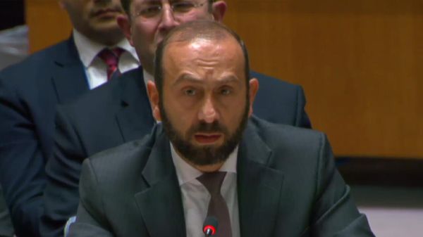 Глава МИД Армении Арарат Мирзоян на заседании Совета Безопасности ООН по Нагорному Карабаху (21 сентября 2023). Нью-Йорк - Sputnik Армения
