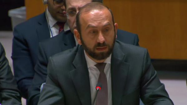 Глава МИД Армении Арарат Мирзоян на заседании Совета Безопасности ООН по Нагорному Карабаху (21 сентября 2023). Нью-Йорк - Sputnik Армения