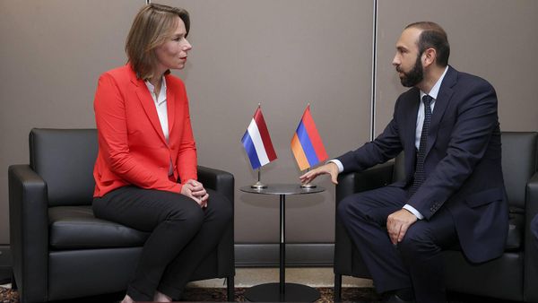 Встреча министров иностранных дел Армении и Нидерландов Арарата Мирзояна и Ханке Брюинс Слот (22 сентября 2023). Нью-Йорк - Sputnik Արմենիա