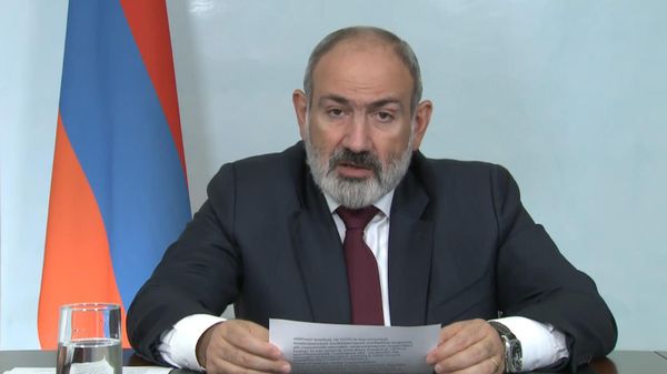 Премьер-министр Никол Пашинян во время обращения к народу (24 сентября 2023). Еревaн - Sputnik Армения