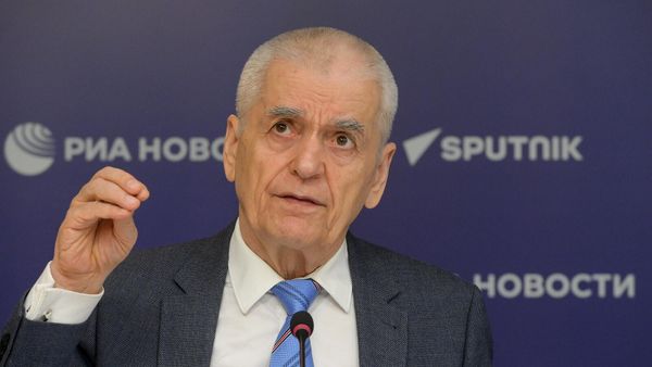 Академик РАН, заместитель президента Российской академии образования Геннадий Онищенко во время видеомоста Биобезопасность стран ЕАЭС (25 сентября 2023). Москвa - Sputnik Армения