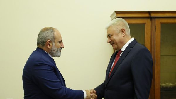 Նիկոլ Փաշինյանն ընդունել է ՌԴ ՆԳ նախարարին - Sputnik Արմենիա