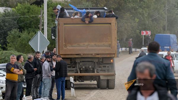 Արցախից բռնի տեղահանվածները Կոռնիձորում - Sputnik Արմենիա