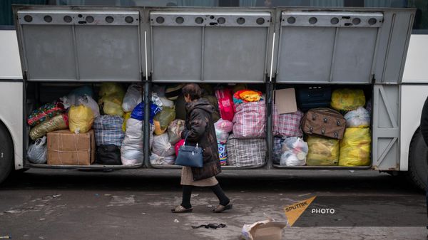Տեղահանված արցախցիները Գորիսում - Sputnik Արմենիա