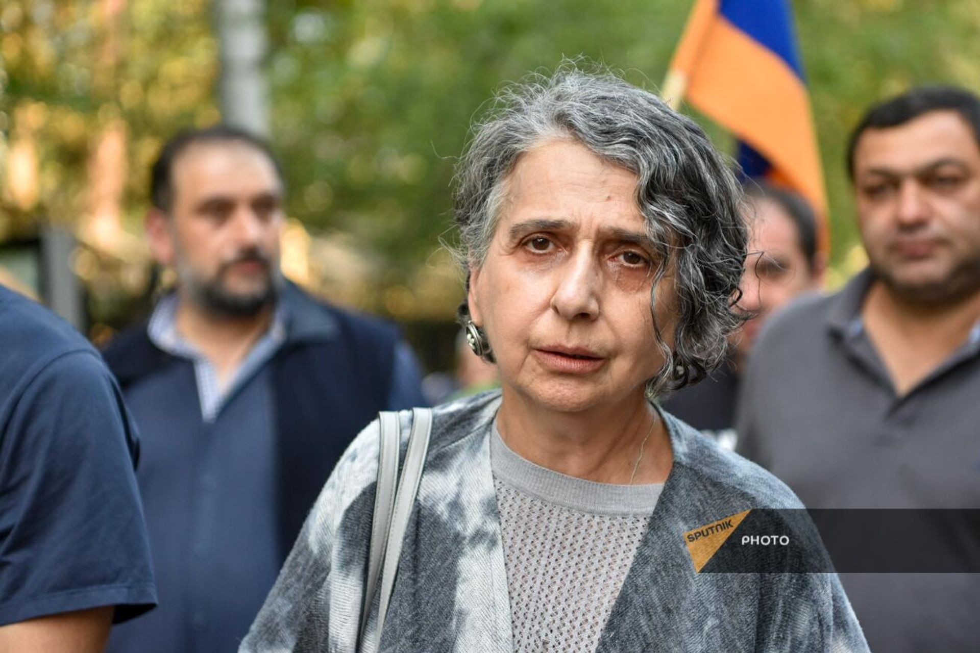 Марина Алес на акции в поддержку арестованных Азербайджаном Рубена Варданяна и других жителей Нагорного Карабаха перед зданием Матенадарана (30 сентября 2023). Еревaн - Sputnik Արմենիա, 1920, 30.09.2023