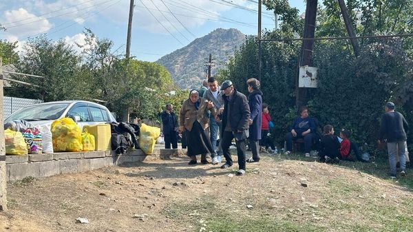 Արցախից բռնի տեղահանվածներ - Sputnik Արմենիա