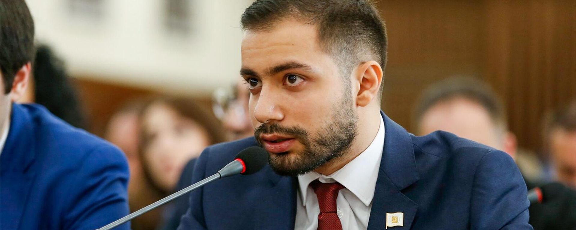 Армен Галджян на первом заседании нового Совета старейшин (10 октября 2023). Еревaн - Sputnik Армения, 1920, 10.10.2023