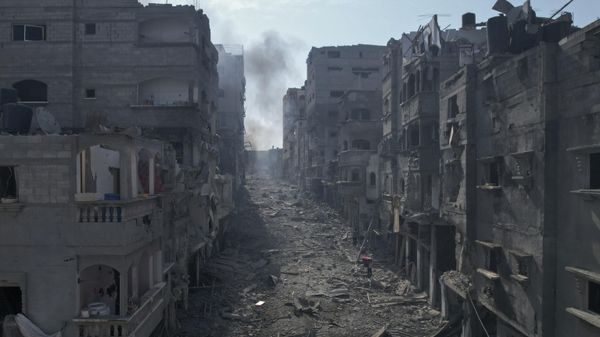 Здания, пострадавшие в результате израильского авиаудара в Джабалии, сектор Газа - Sputnik Армения