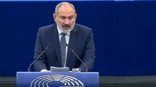 Премьер-министр Армении Никол Пашинян во время выступления в Европарламенте (17 октября 2023). Страсбург - Sputnik Армения