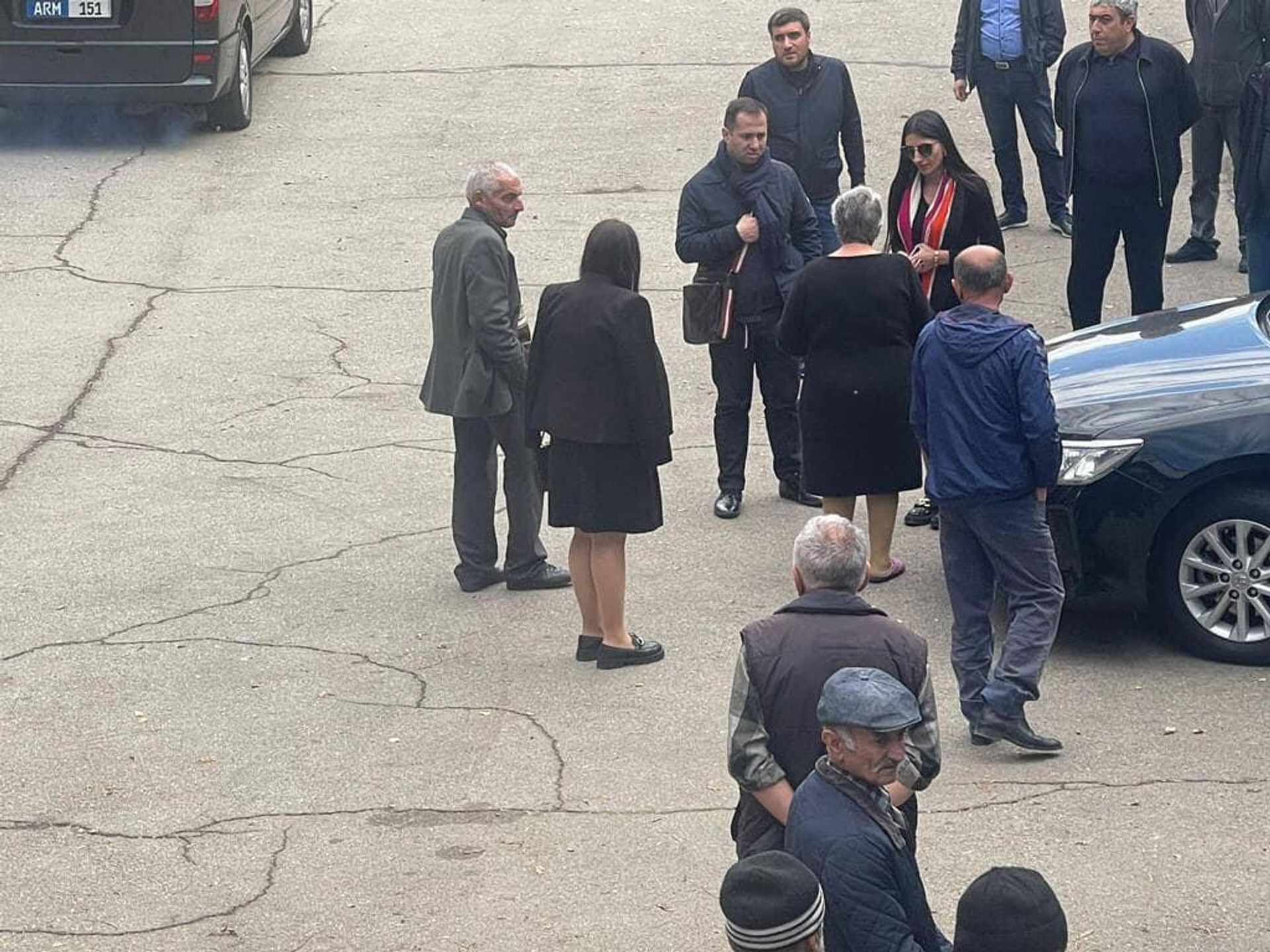 Защитник прав человека Анаит Манасян и комиссар Совета Европы по правам человека Дуня Миятович посетили временное жилище вынужденных переселенцев из Нагорного Карабаха (17 октября 2023). Агавнадзор - Sputnik Արմենիա, 1920, 17.10.2023