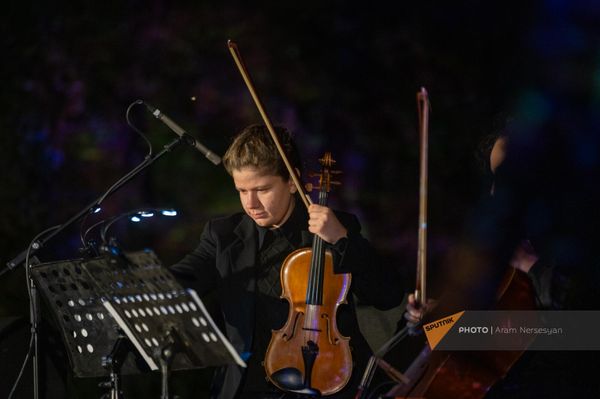 Премьера проекта Sounds of Garni в Гарнийском ущелье - Sputnik Армения