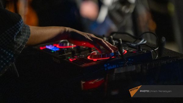 Проект Music of Armenia представил премьеру концерта Sounds of Garni в Гарнийском ущелье - Sputnik Армения