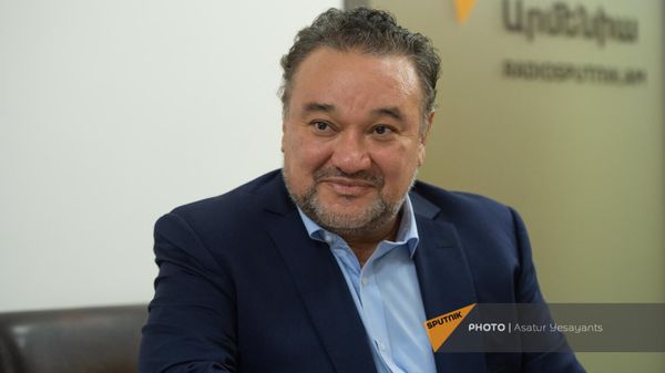 Тенор Рамон Варгас в гостях радио Sputnik - Sputnik Армения
