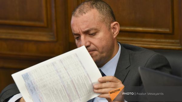 Վահան Քերոբյան - Sputnik Արմենիա