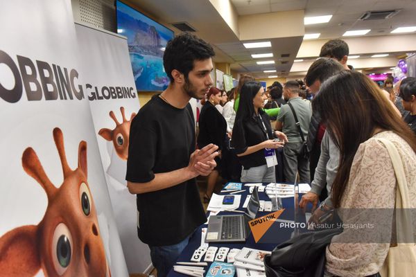 «Artsakh Career Expo» տոնավաճառը Երևանում «Artsakh Career Expo» տոնավաճառը Երևանում - Sputnik Արմենիա