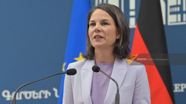 Անալենա Բերբոք - Sputnik Արմենիա
