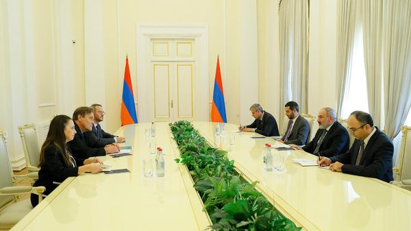Նիկոլ Փաշինյանը ԵԽ պատվիրակությանն է ընդունել - Sputnik Արմենիա