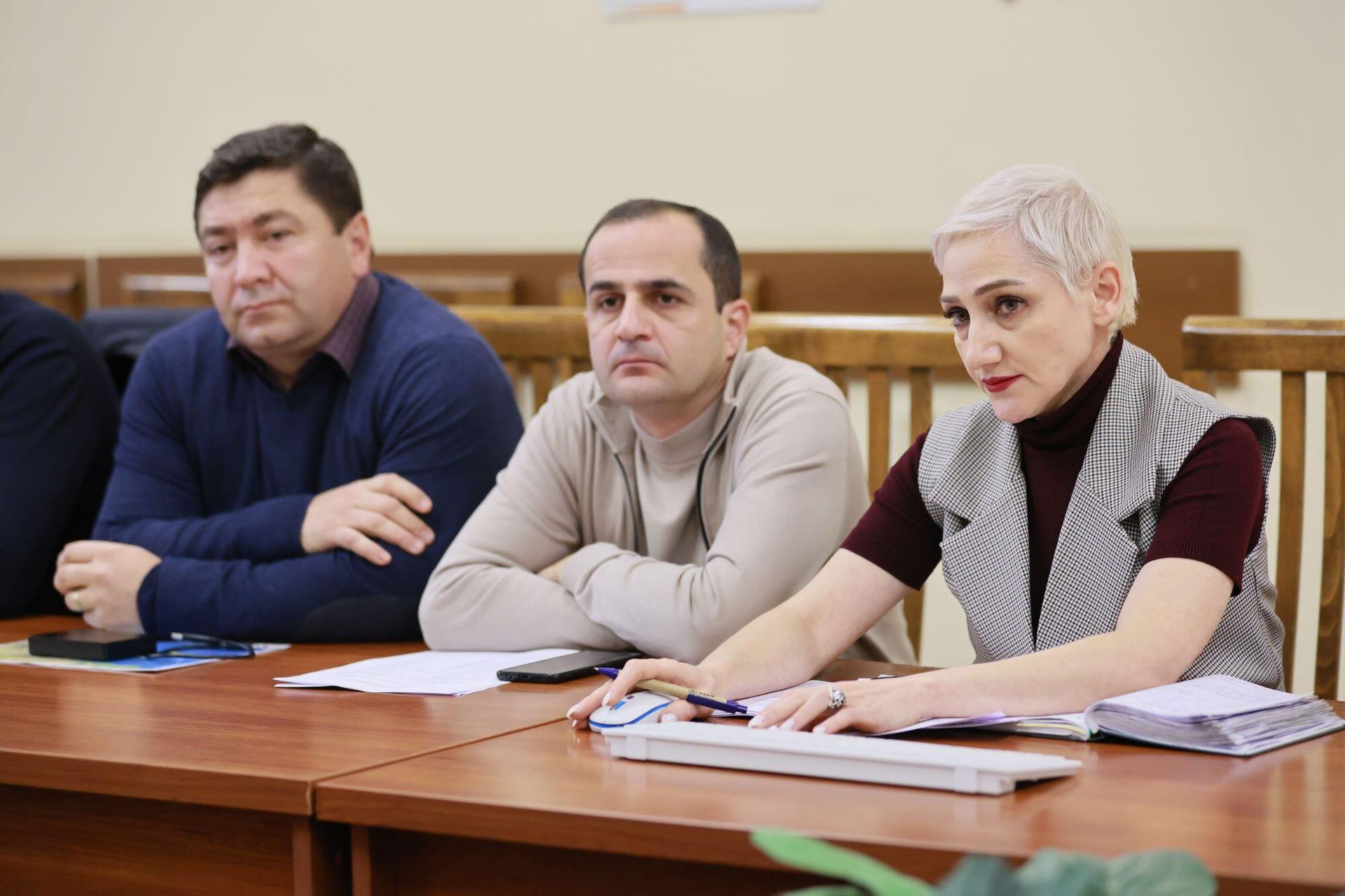 В Министерстве окружающей среды прошло совещание на тему проблем, связанных с заболеванием сосновых (лесных) деревьев национального парка Севан (10 ноября 2023). Еревaн - Sputnik Արմենիա, 1920, 10.11.2023