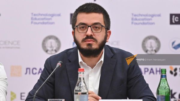 Նարեկ Ասլիկյան - Sputnik Արմենիա