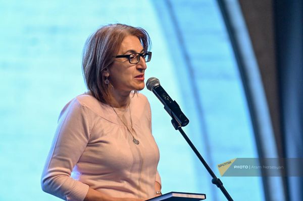 Շնորհանդեսի ժամանակ - Sputnik Արմենիա
