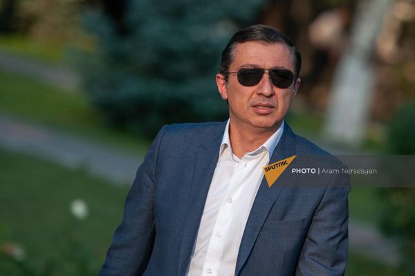 Միհրան Պողոսյանի տեղը հայտնի է. Վանեցյանը` «Քեթրինի Միհրանի» մասին Միհրան Պողոսյանի տեղը հայտնի է. Վանեցյանը` «Քեթրինի Միհրանի» մասին - Sputnik Արմենիա