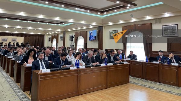 Երևանի ավագանու նիստ - Sputnik Արմենիա