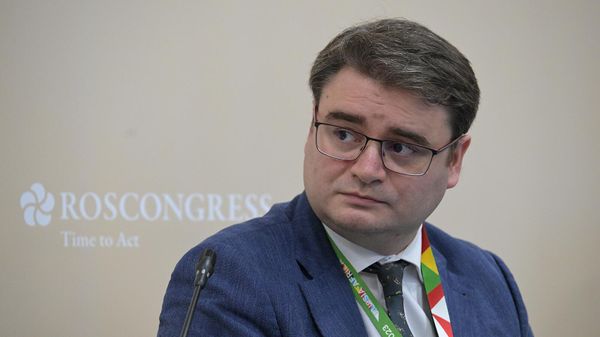 Первый заместитель Министра промышленности и торговли России Василий Осьмаков на форуме Россия - Африка (27 июля 2023). Санкт-Петербург - Sputnik Армения