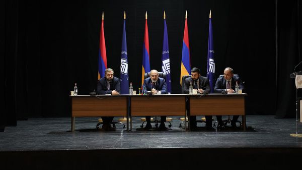 «Քաղաքացիական պայմանագիր» կուսակցության նախաձեռնող խմբի նիստ - Sputnik Արմենիա
