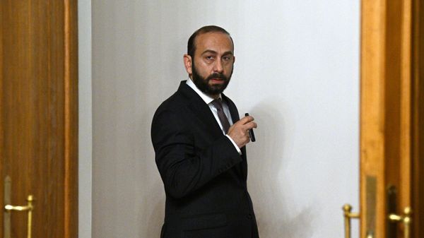 Министр иностранных дел Армении Арарат Мирзоян - Sputnik Армения