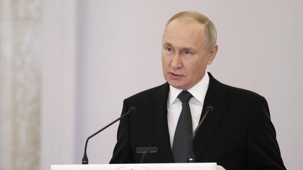 Президент РФ Владимир Путин на церемонии вручения медалей Золотая Звезда в Кремле накануне Дня Героев Отечества (9 декабря 2023). Москва - Sputnik Армения