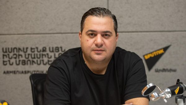 Չեմ համեմատվում պապիս հետ, ես շարունակում եմ նրա գործը. կրտսեր Ջիվան Գասպարյան - Sputnik Արմենիա